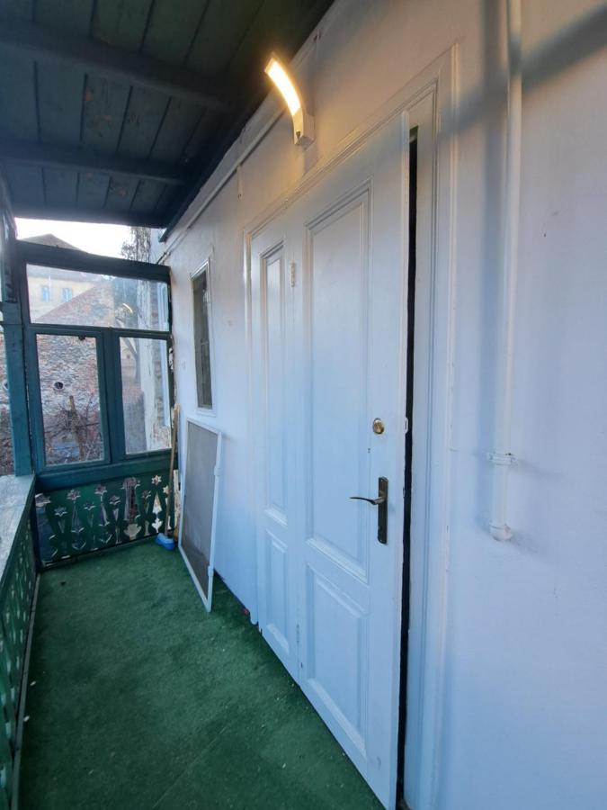 Cozy Apartment In The Heart Of Sibiu Exterior foto